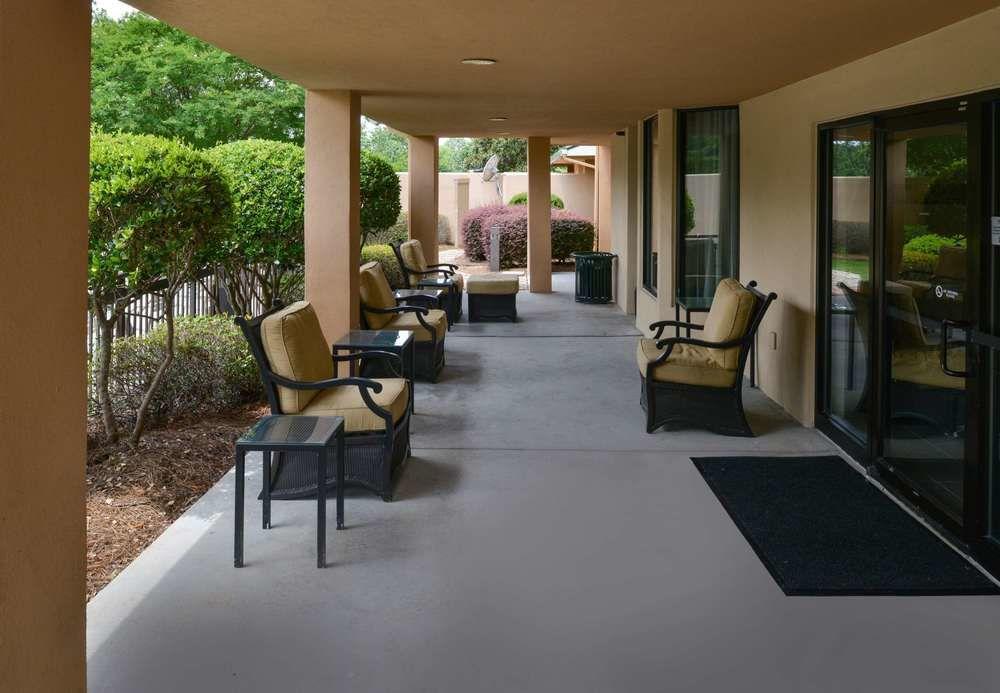 Courtyard By Marriott Columbia Northeast/Fort Jackson Area Buitenkant foto