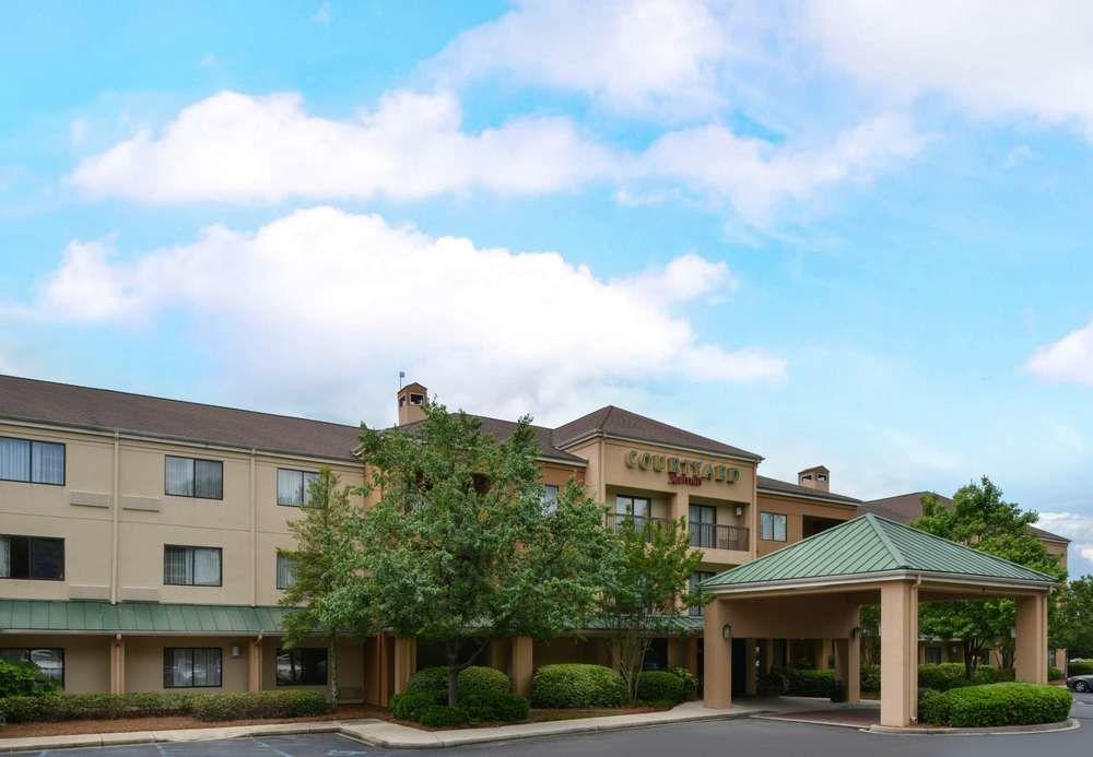 Courtyard By Marriott Columbia Northeast/Fort Jackson Area Buitenkant foto