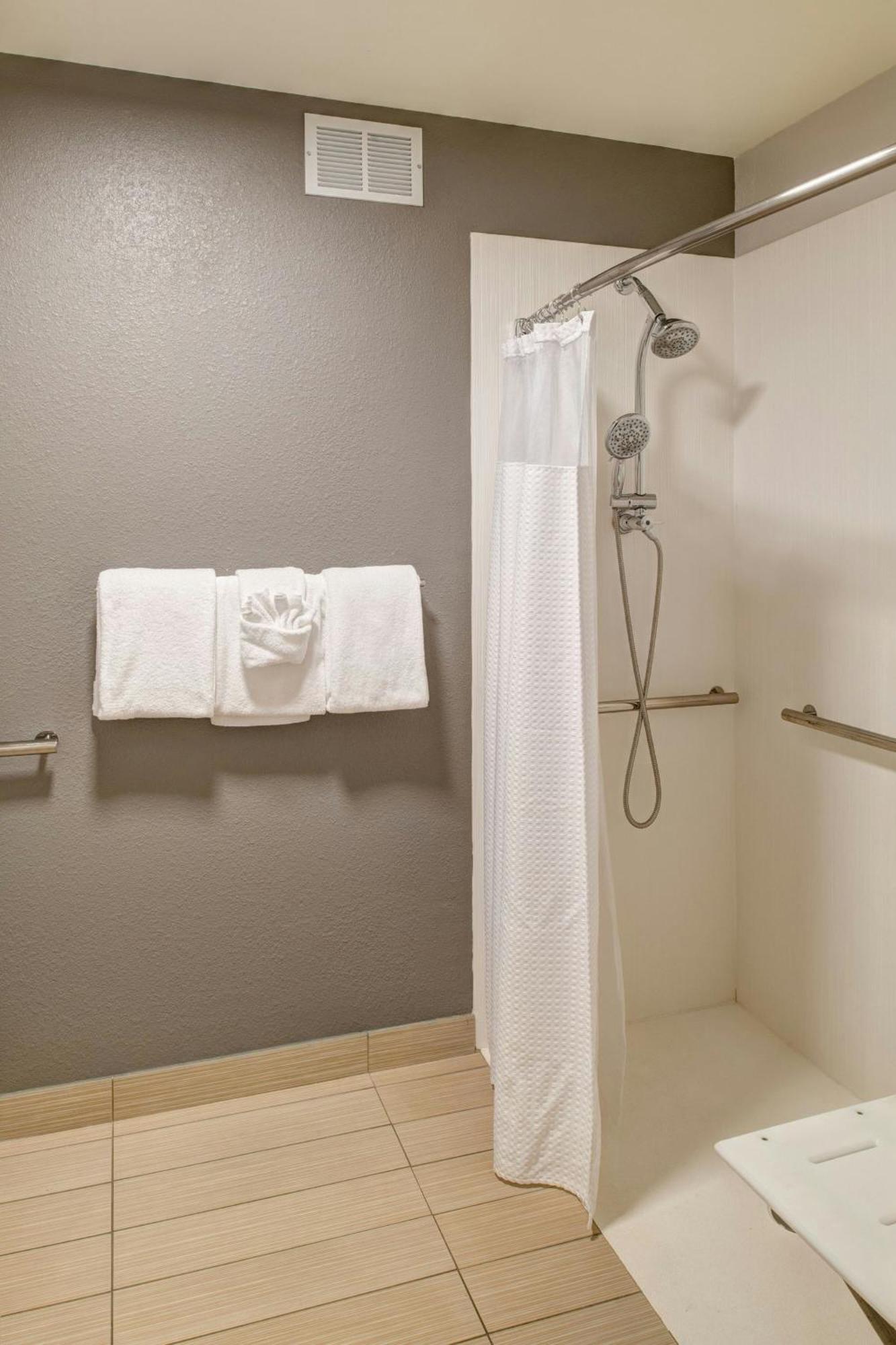 Courtyard By Marriott Columbia Northeast/Fort Jackson Area Buitenkant foto