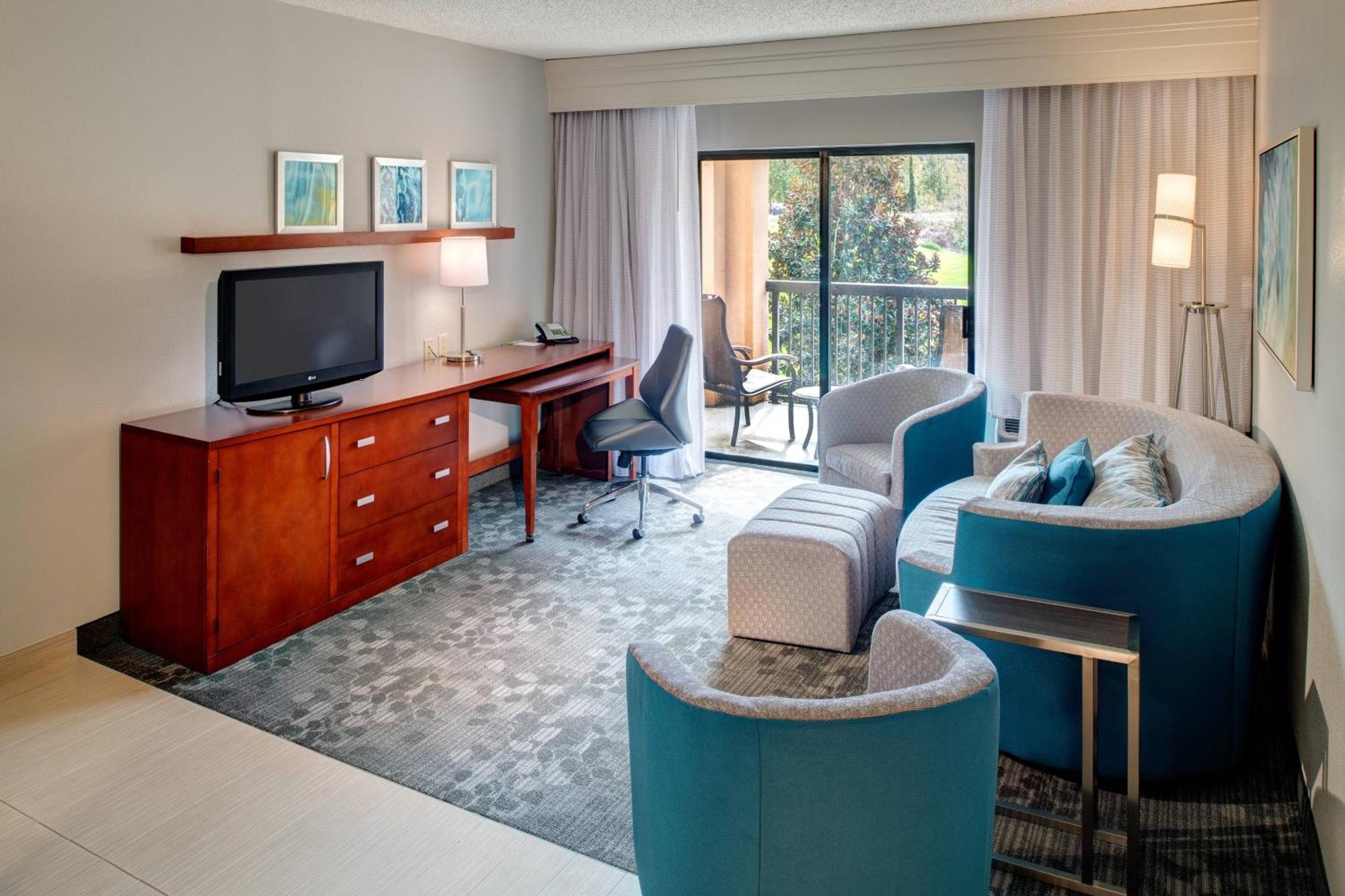 Courtyard By Marriott Columbia Northeast/Fort Jackson Area Buitenkant foto