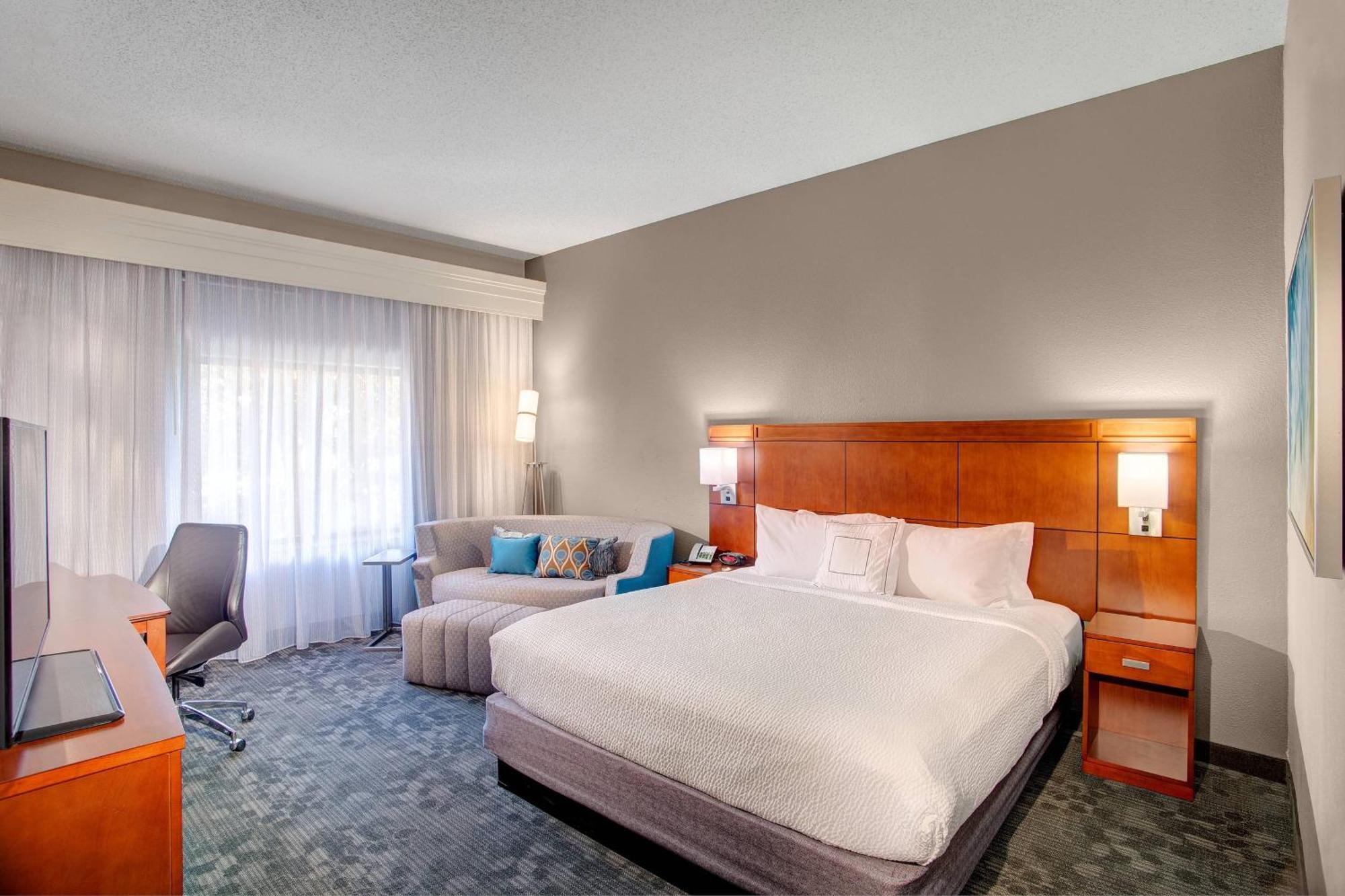 Courtyard By Marriott Columbia Northeast/Fort Jackson Area Buitenkant foto