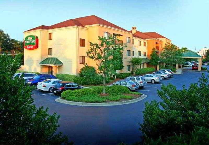 Courtyard By Marriott Columbia Northeast/Fort Jackson Area Buitenkant foto