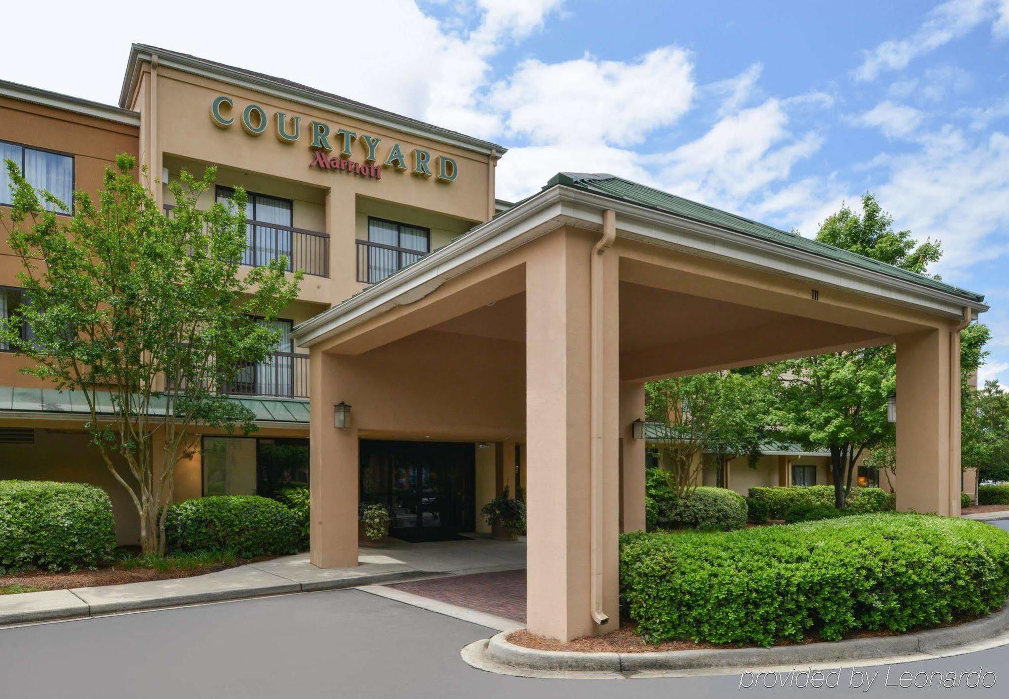 Courtyard By Marriott Columbia Northeast/Fort Jackson Area Buitenkant foto