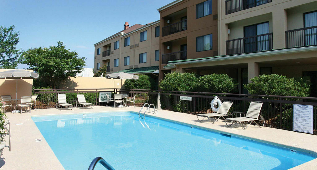 Courtyard By Marriott Columbia Northeast/Fort Jackson Area Buitenkant foto